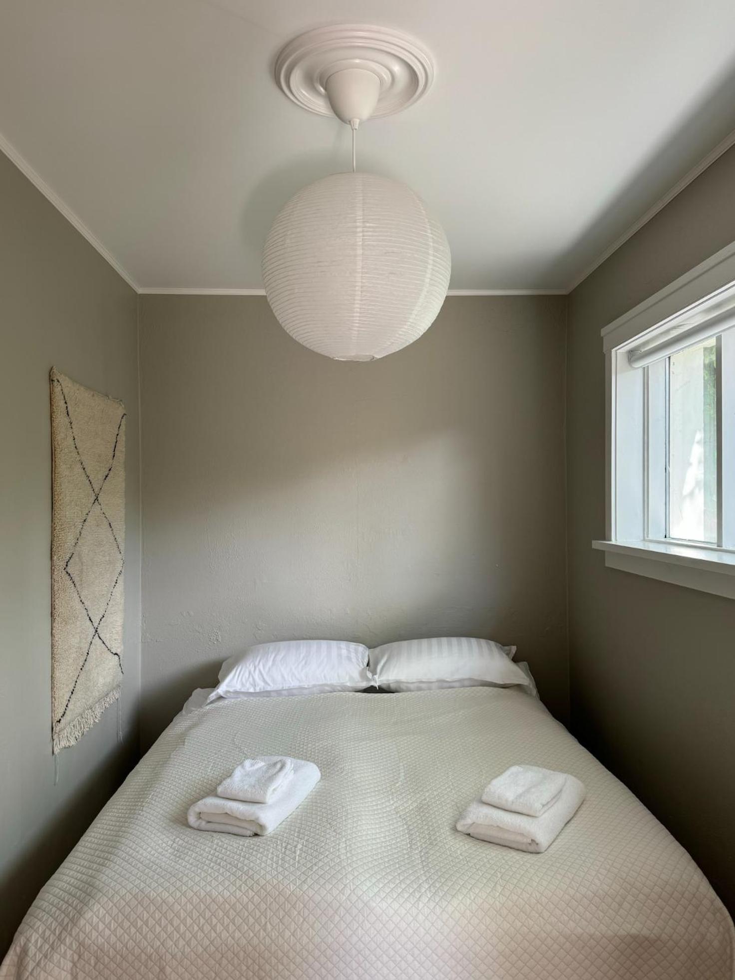 רייקיאוויק Comfortable And Stylish Apartment In Quiet Area Downtown מראה חיצוני תמונה